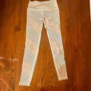 Vimmia black & white leggings